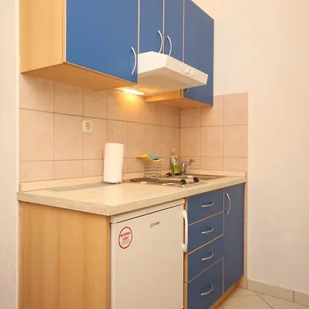 Studio Banj 8206b * Dobropoljana